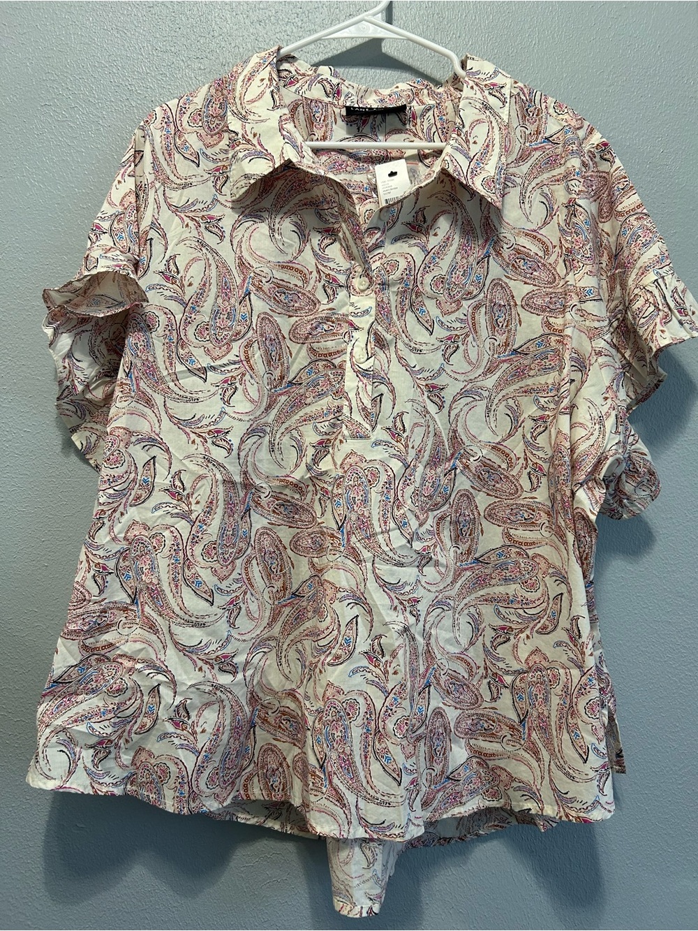 Lane Bryant Paisley Short-Sleeve Button Front Top - Cream/Pink size 20